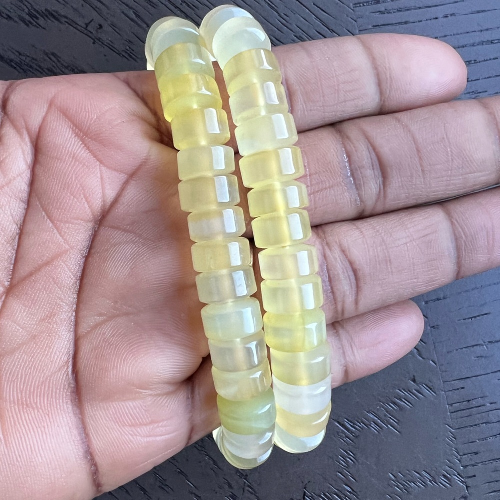 Yellow agate bracelet